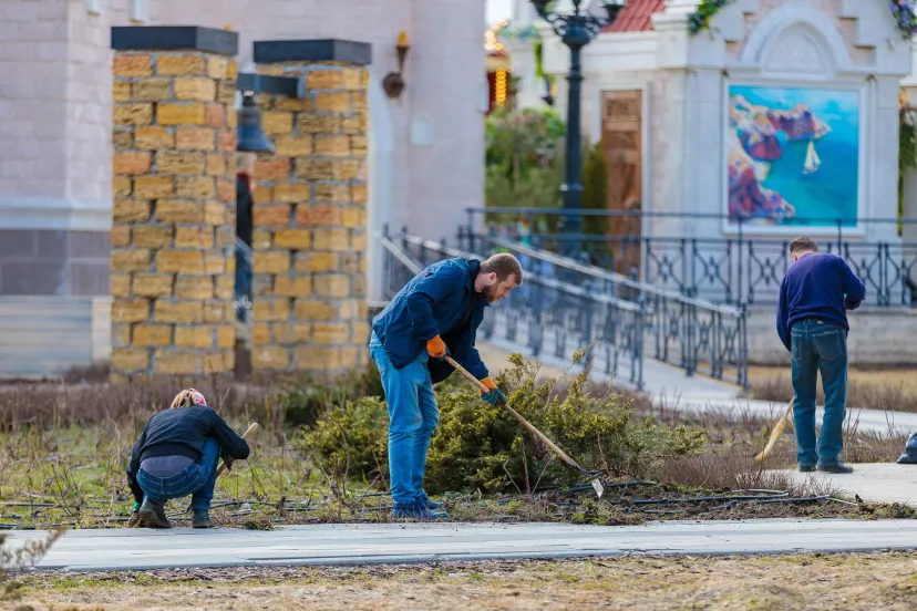 R$ 3,6 milhões de uma vez: Aracaju assina obras em 10 praças e aquece o paisagismo urbano